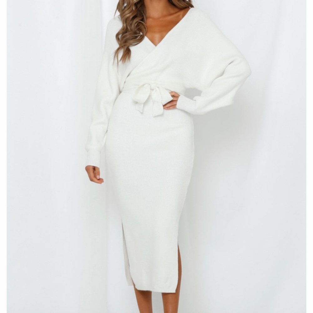 Ivory sweater dress(midi)